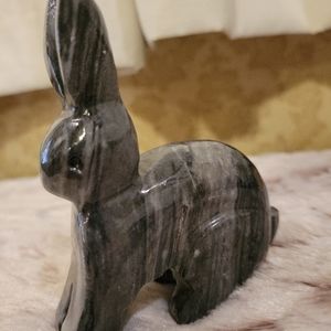Rabbit/bunny marble figurine